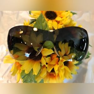 Ladies Sunglasses. Prada